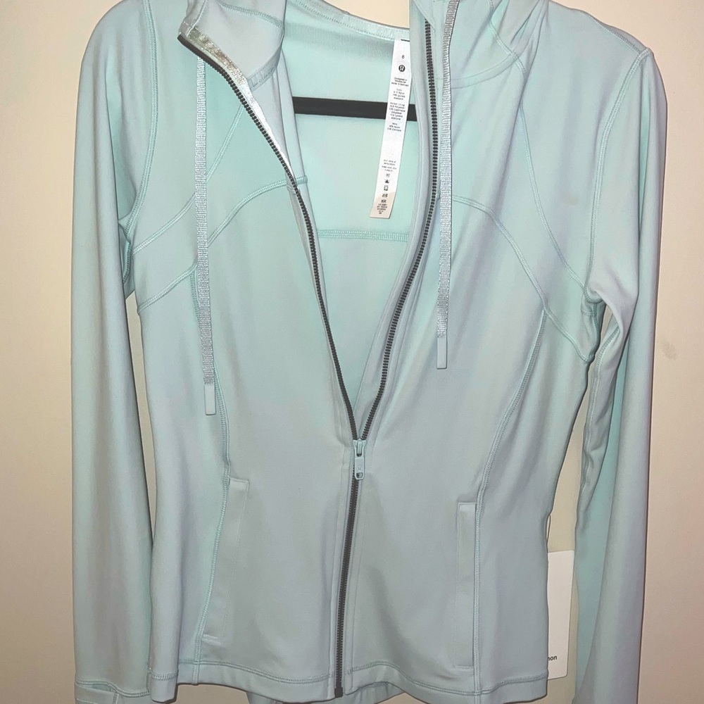 NWT Delicate Mint Hooded Define Jacket Nulu